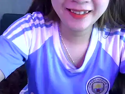 Snapshot of Bee_2k chatting on 12/24/24, 05:16 Bee 2k online show from 12/24/24, 05:16