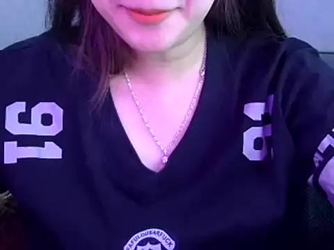 Snapshot of Bee_2k chatting on 02/04/25, 04:59 Bee 2k online show from 02/04/25, 04:59