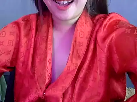 Snapshot of Bee_2k chatting on 02/09/25, 05:19 Bee 2k online show from 02/09/25, 05:19