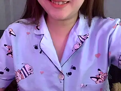 Snapshot of Bee_2k chatting on 02/26/25, 05:09 Bee 2k online show from 02/26/25, 05:09