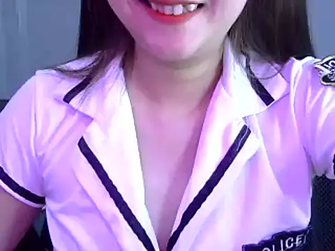 Snapshot of Bee_2k chatting on 03/07/25, 05:29 Bee 2k online show from 03/07/25, 05:29