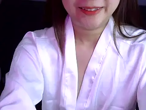 Snapshot of Bee_2k chatting on 01/06/26, 05:11 Bee 2k online show from 01/06/26, 05:11