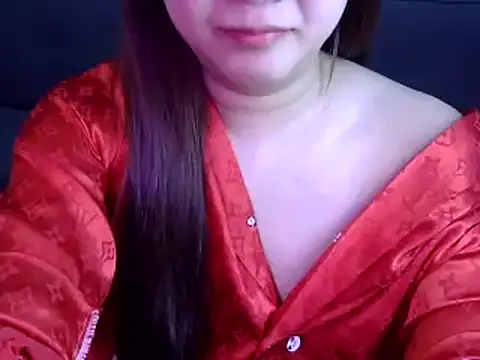 Snapshot of Bee_2k chatting on 01/18/26, 05:22 Bee 2k online show from 01/18/26, 05:22