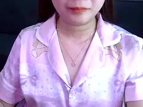 Snapshot of Bee_2k chatting on 02/03/26, 06:40 Bee 2k online show from 02/03/26, 06:40