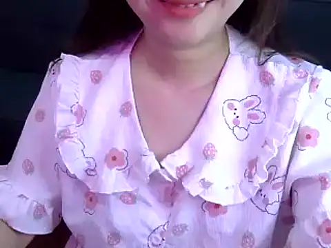 Snapshot of Bee_2k chatting on 02/26/26, 04:55 Bee 2k online show from 02/26/26, 04:55