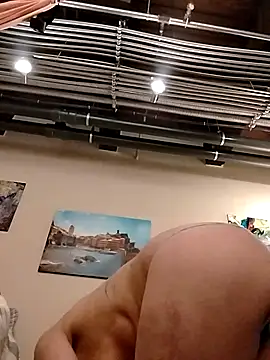 eatmeplease44 online show from 04/17/26, 06:33