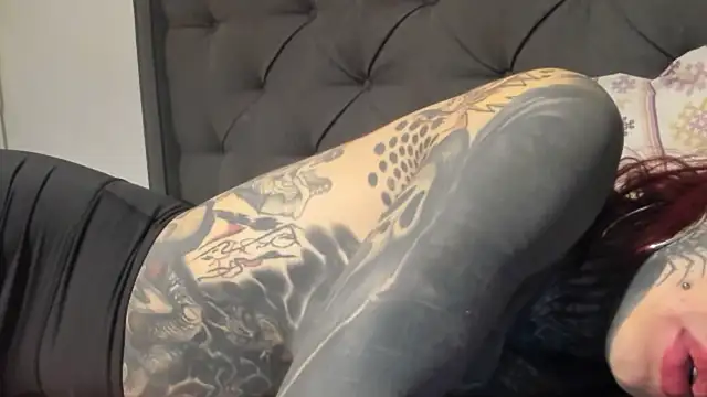 Snapshot of tamarapervert chatting on 01/14/26, 08:36 tamarapervert online show from 01/14/26, 08:36