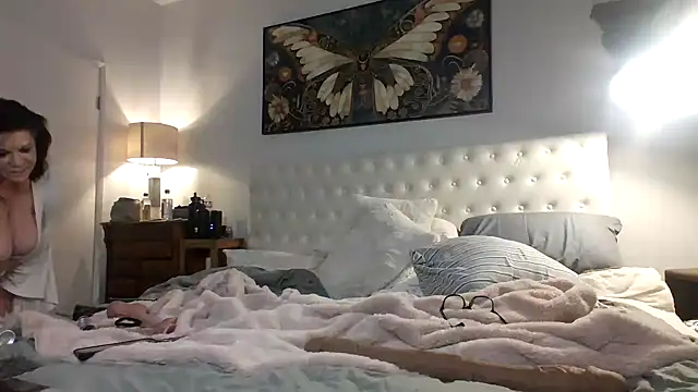 suckmybig titties online show from 04/22/26, 11:56