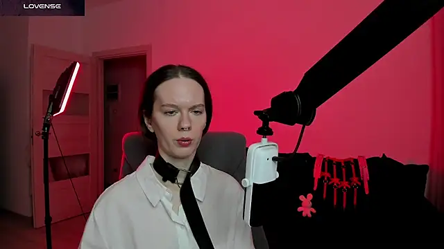 DivineBite online show from 03/10/26, 05:07