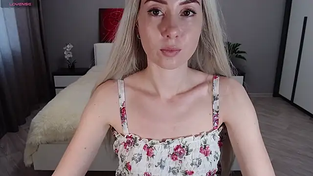 VictoriaTiger online show from 03/12/25, 01:51