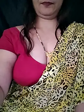 Snapshot of seema4xxxfun chatting on 05/12/26, 08:00 seema4xxxfun online show from 05/12/26, 08:00