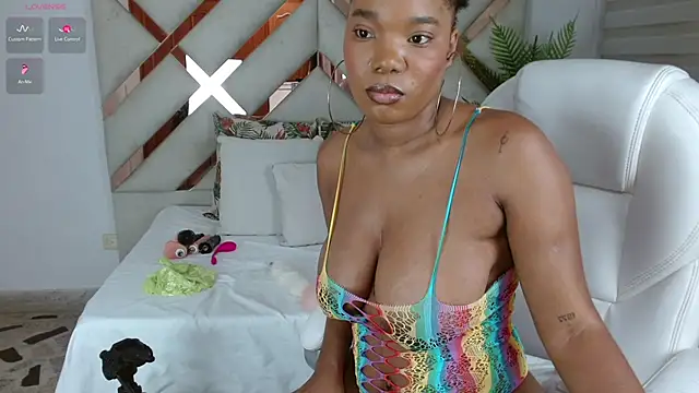 Snapshot of kimara_lion chatting on 01/08/25, 08:27 kimara lion online show from 01/08/25, 08:27