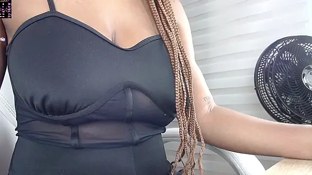 Snapshot of kimara_lion chatting on 02/20/25, 03:12 kimara lion online show from 02/20/25, 03:12