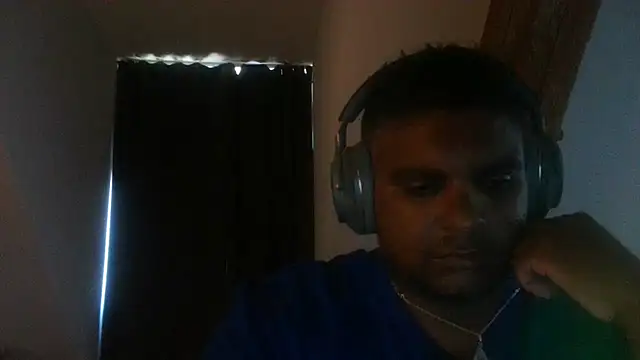 Snapshot of Bandusrilankasexymen chatting on 07/12/26, 03:58 Bandusrilankasexymen online show from 07/12/26, 03:58