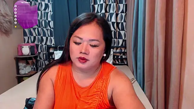 Snapshot of MagnificatMistress chatting on 12/21/24, 03:09 MagnificatMistress online show from 12/21/24, 03:09