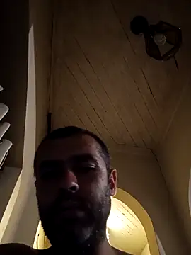 Snapshot of skypemarktt13 chatting on 12/20/25, 03:24 skypemarktt13 online show from 12/20/25, 03:24