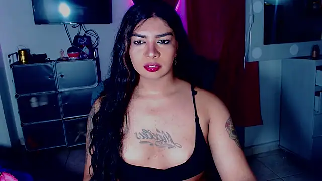 violet bigcock774 online show from 02/28/26, 08:59