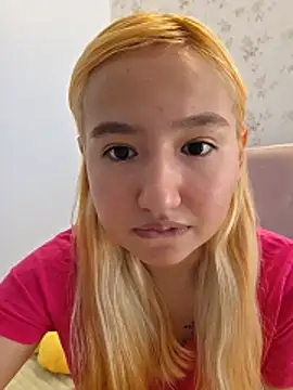 Pinkie Princes online show from 12/04/25, 03:43