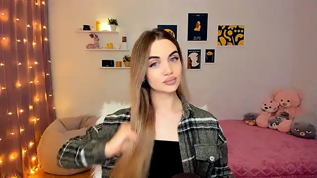 Snapshot of aPieceOfJoy chatting on 12/09/24, 12:01 aPieceOfJoy online show from 12/09/24, 12:01