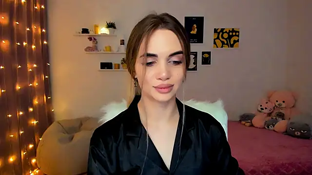 Snapshot of aPieceOfJoy chatting on 12/09/24, 11:45 aPieceOfJoy online show from 12/09/24, 11:45