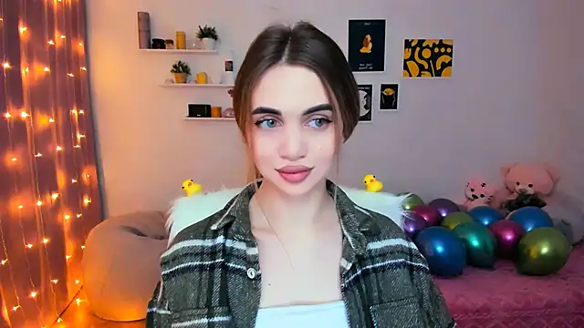 Snapshot of aPieceOfJoy chatting on 02/14/25, 02:07 aPieceOfJoy online show from 02/14/25, 02:07