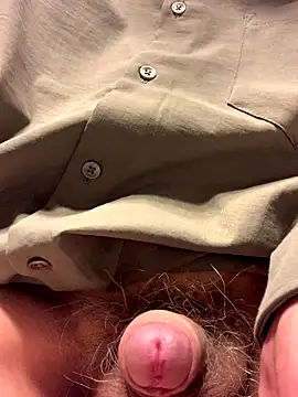 Snapshot of Senzuri_kun chatting on 09/29/25, 06:35 Senzuri kun online show from 09/29/25, 06:35