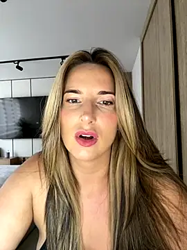 Snapshot of Thescorpionfr chatting on 11/27/25, 05:59 Thescorpionfr online show from 11/27/25, 05:59