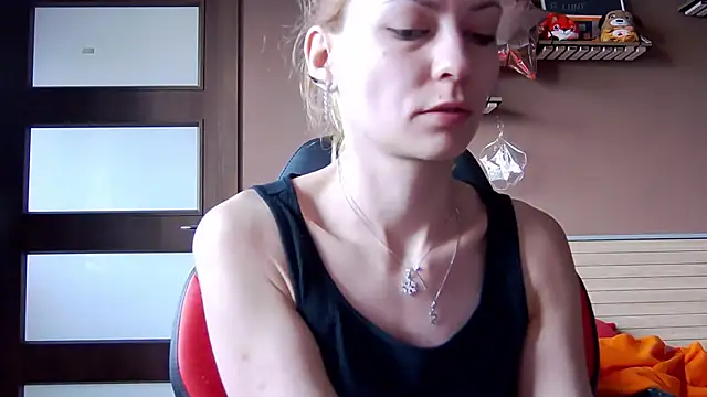 karo123421 online show from 01/15/26, 06:18