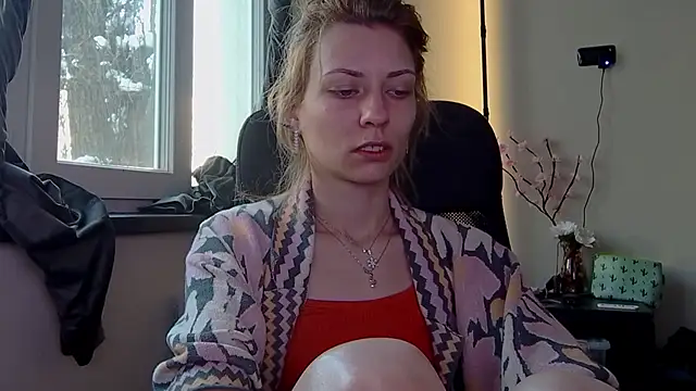 karo123421 online show from 02/03/26, 06:40