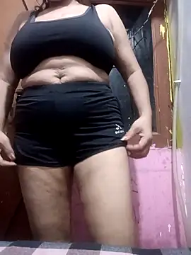 Snapshot of ambika29 chatting on 09/20/25, 05:03 ambika29 online show from 09/20/25, 05:03