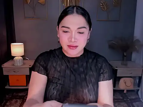 Snapshot of MaxeneCullens chatting on 11/09/25, 03:05 MaxeneCullens online show from 11/09/25, 03:05