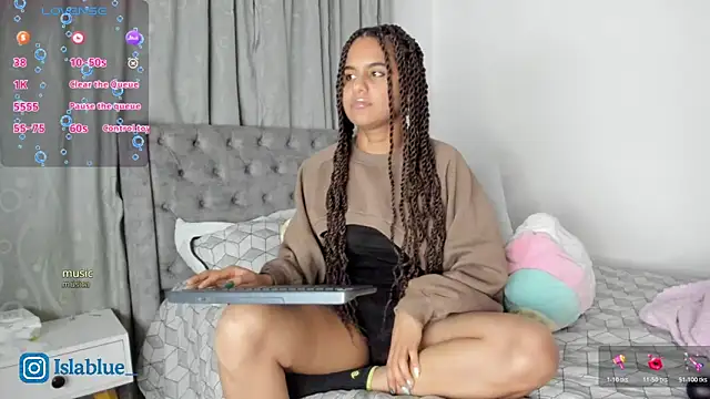 Kianna   online show from 11/05/25, 04:56