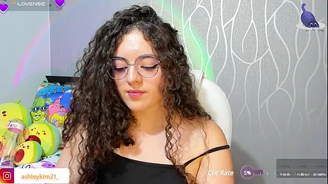 Snapshot of AshleyKim_ chatting on 01/13/25, 02:39 AshleyKim  online show from 01/13/25, 02:39