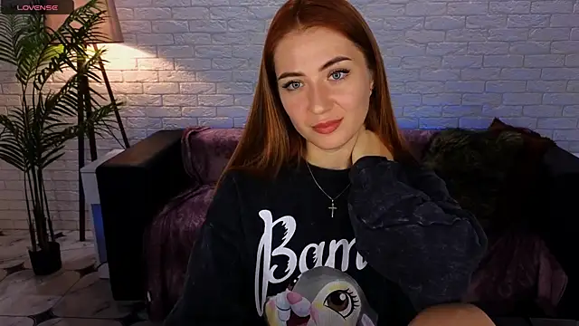 Adelyna Bird online show from 12/02/24, 07:36