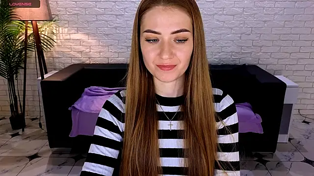 Adelyna Bird online show from 03/02/25, 10:14