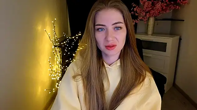 Adelyna Bird online show from 04/14/26, 06:52