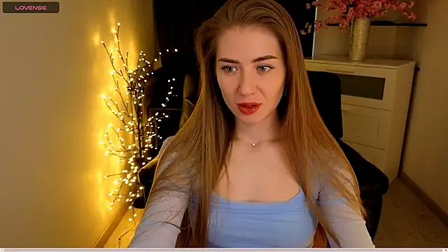 Adelyna Bird online show from 04/26/26, 07:06