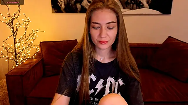 Adelyna Bird online show from 07/09/26, 06:39