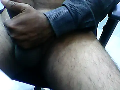 Snapshot of hotdikforu chatting on 02/06/25, 12:16 hotdikforu online show from 02/06/25, 12:16