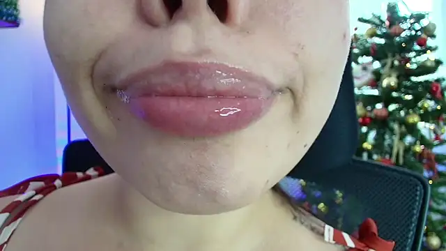 lisbet21x online show from 12/29/24, 06:49