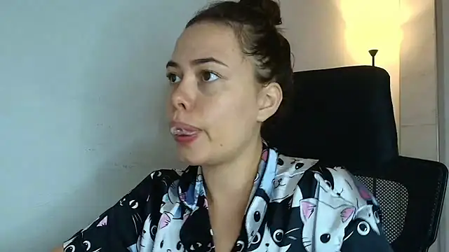 lisbet21x online show from 09/24/25, 10:02