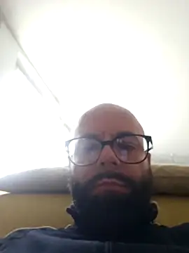 Snapshot of Dolceporco19 chatting on 10/05/25, 12:25 Dolceporco19 online show from 10/05/25, 12:25