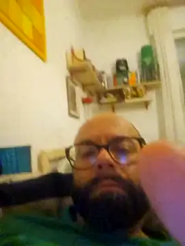 Snapshot of Dolceporco19 chatting on 11/16/25, 12:05 Dolceporco19 online show from 11/16/25, 12:05