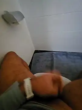 Snapshot of Dolceporco19 chatting on 11/29/25, 09:34 Dolceporco19 online show from 11/29/25, 09:34