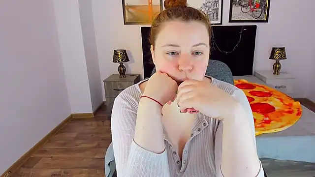 Snapshot of PolinaSalvatore chatting on 01/10/25, 01:52 PolinaSalvatore online show from 01/10/25, 01:52