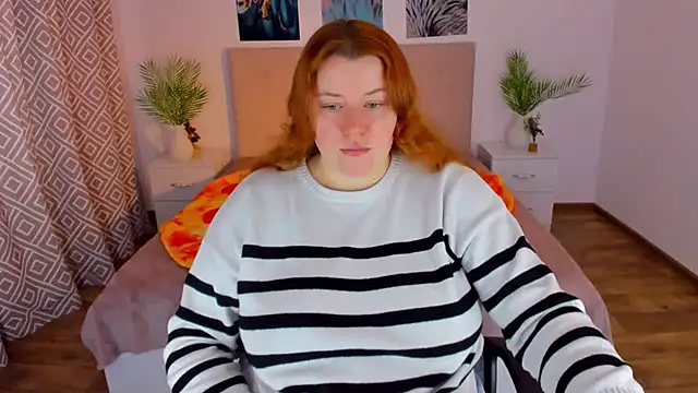 Snapshot of PolinaSalvatore chatting on 01/23/25, 09:29 PolinaSalvatore online show from 01/23/25, 09:29