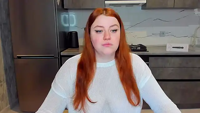 Snapshot of PolinaSalvatore chatting on 02/06/25, 10:10 PolinaSalvatore online show from 02/06/25, 10:10