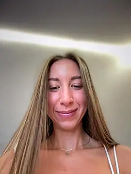 Snapshot of EvaCatt chatting on 12/21/25, 04:41 EvaCatt online show from 12/21/25, 04:41