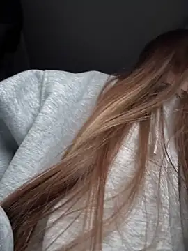 EvaCatt online show from 04/02/26, 03:37