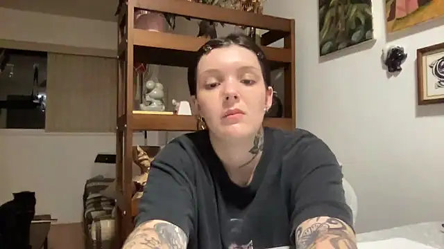 Snapshot of SweetMaisie chatting on 09/28/25, 03:34 SweetMaisie online show from 09/28/25, 03:34